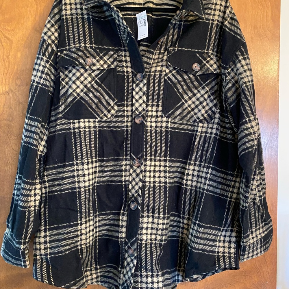 Maurice’s shacket new with tags size xl